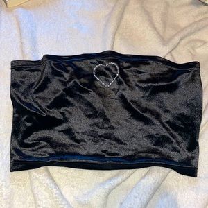 Black heart tube top 🖤